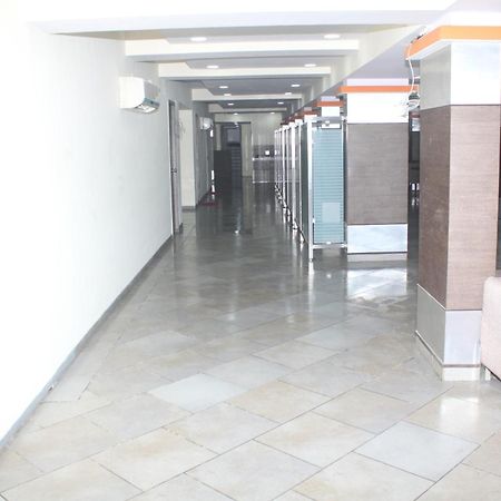 Hotel Western Court Boisar 외부 사진
