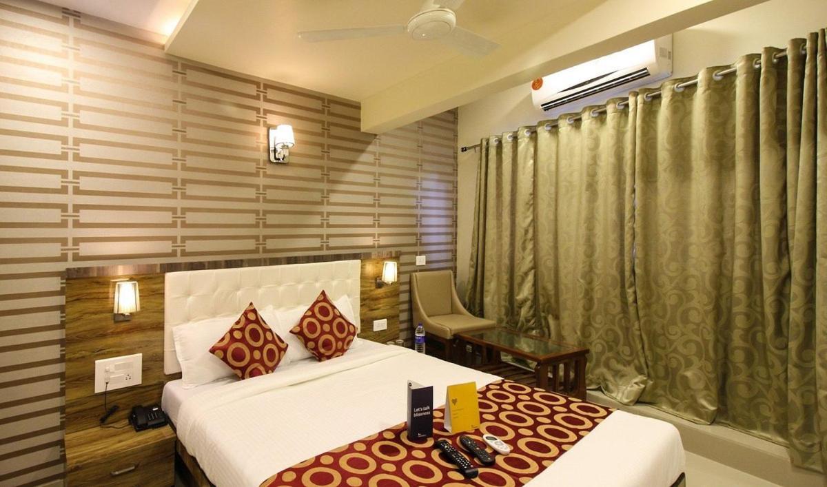 Hotel Western Court Boisar 외부 사진